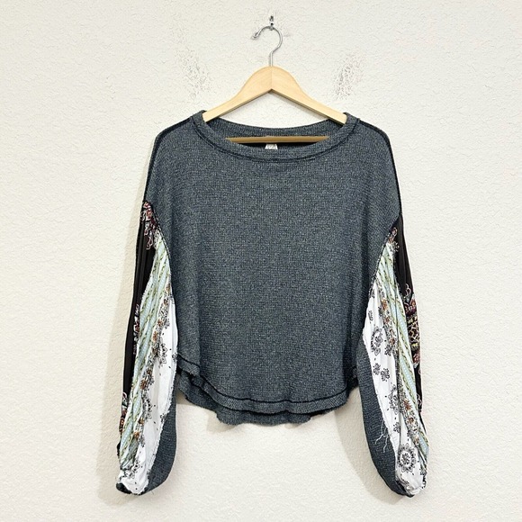 FREE PEOPLE WE THE FREE Blossom Printed Balloon-Sleeve Thermal Sweater Gray - Picture 1 of 7